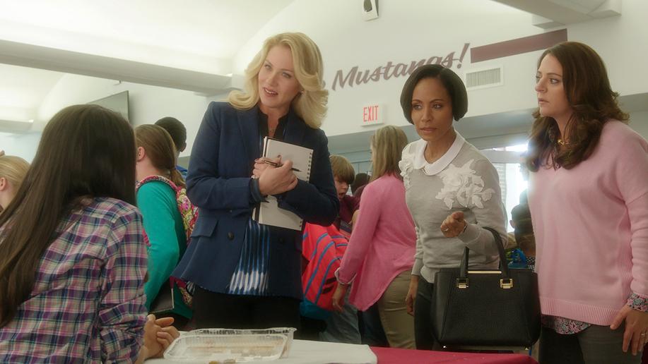 Are Parents Or Staff In Charge At a School?